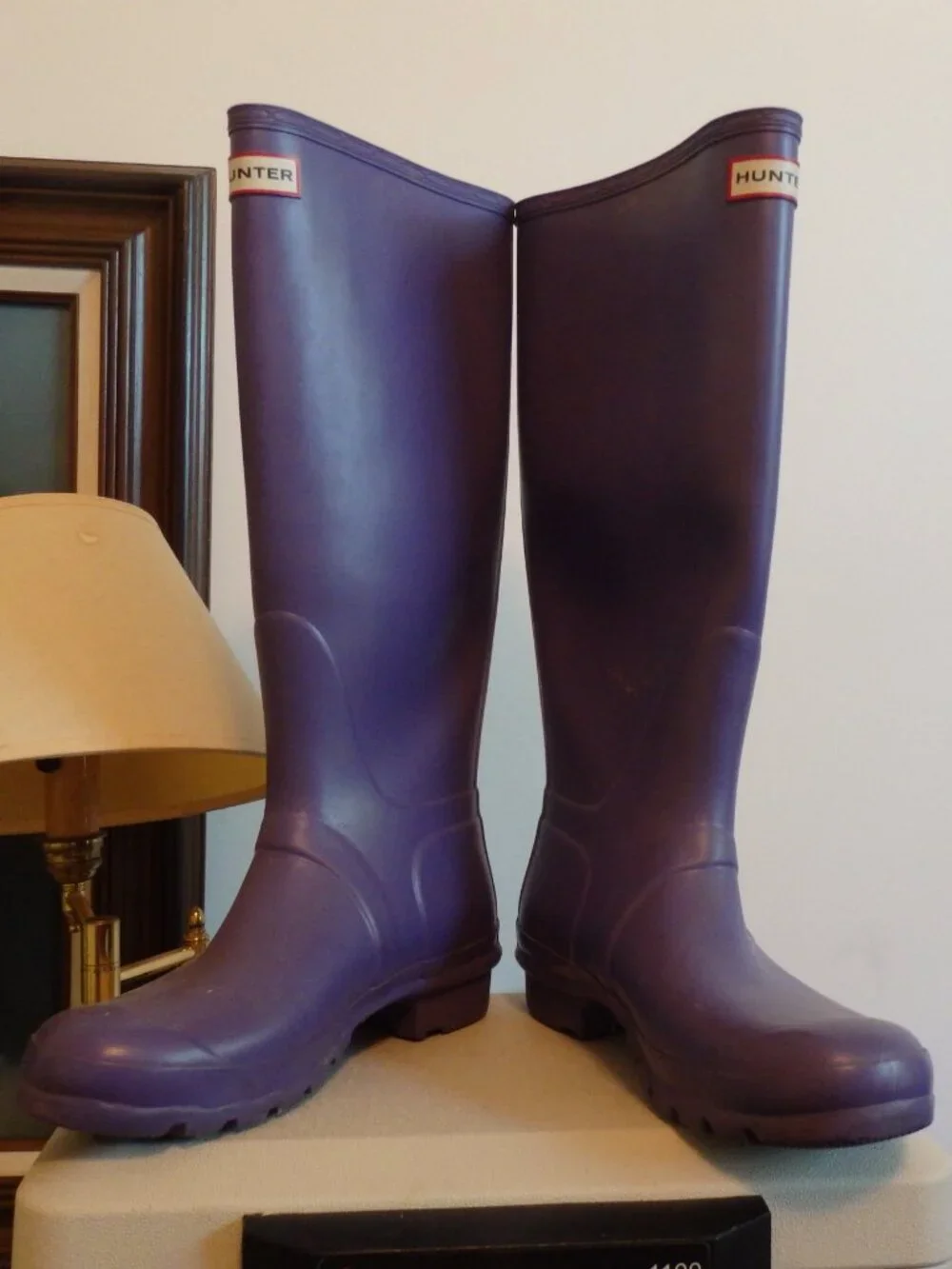 Genuine HUNTER tall PURPLE rain boots Wellies US woman 9  GUC